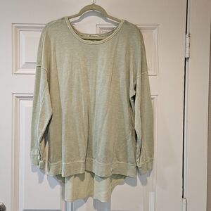 Democracy Long Sleeve Tee Scoop Neck Cut Out Back High Low Hem Green M & L NWOT